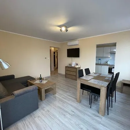 Apartamenty Alicja Dzierzoniow Exterior photo