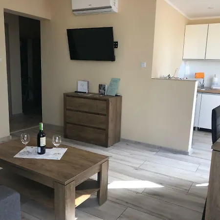 Apartamenty Alicja Dzierzoniow Exterior photo